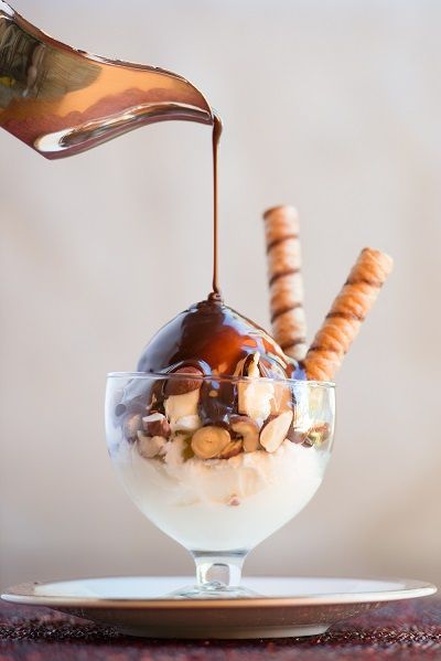 A Month of Sundaes - Photo: Kariann Goodkey -  Food Styling Patricia Bullock - Prop Styling Patricia Bullock